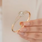دستبند النگویی زنانه ژوپینگ مدل گل