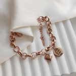 دستبند زنانه استیل مدل زنجیر و قلب طلایی کد RS-2378
